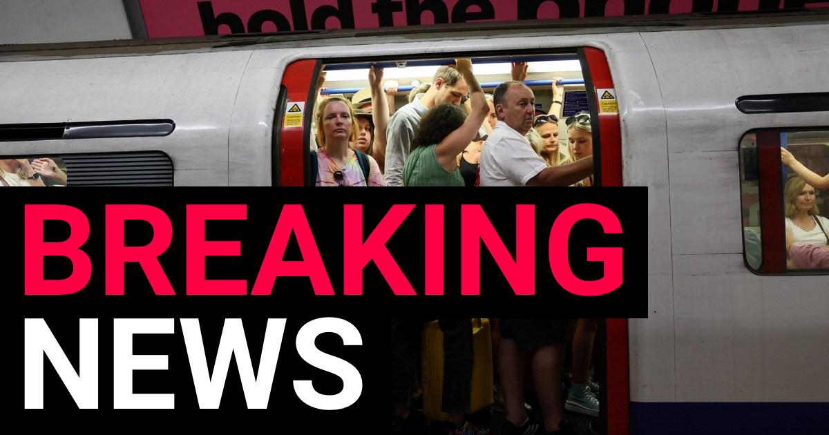 Severe delays on London Underground District and Circle lines due to ‘faulty train’ | News UK