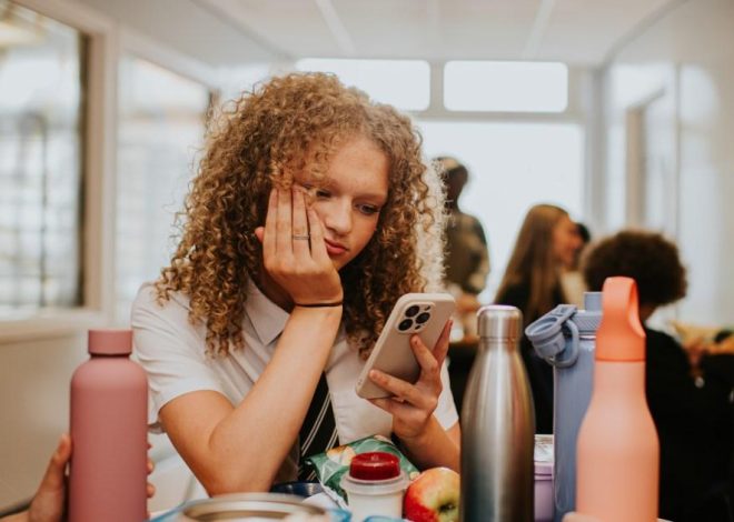 Should social media be banned for under 16s? Readers weigh in